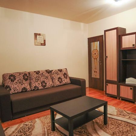 Casa Di Luca Apartment Брашов Екстериор снимка