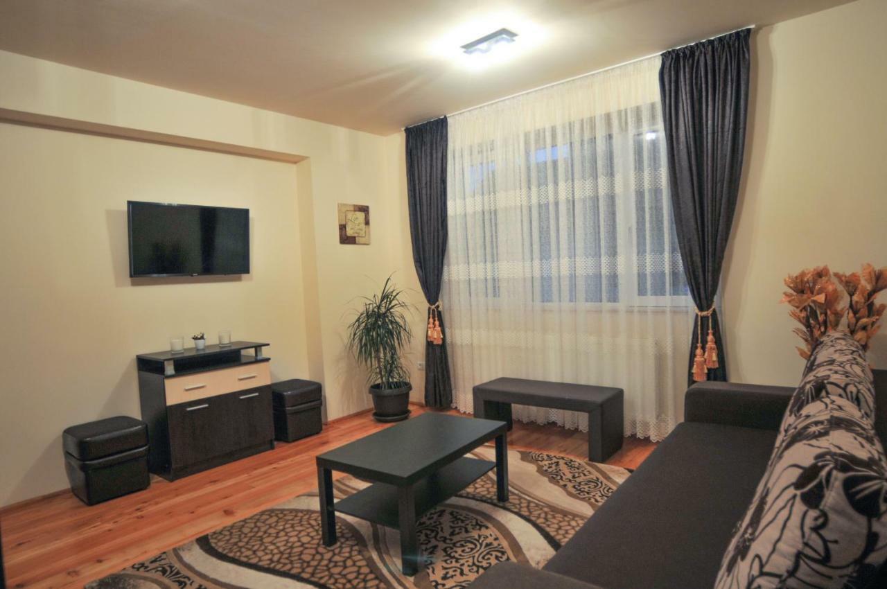 Casa Di Luca Apartment Брашов Екстериор снимка