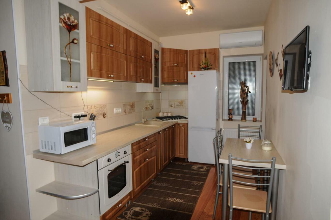 Casa Di Luca Apartment Брашов Екстериор снимка