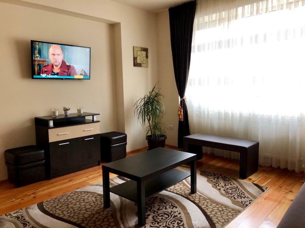 Casa Di Luca Apartment Брашов Екстериор снимка