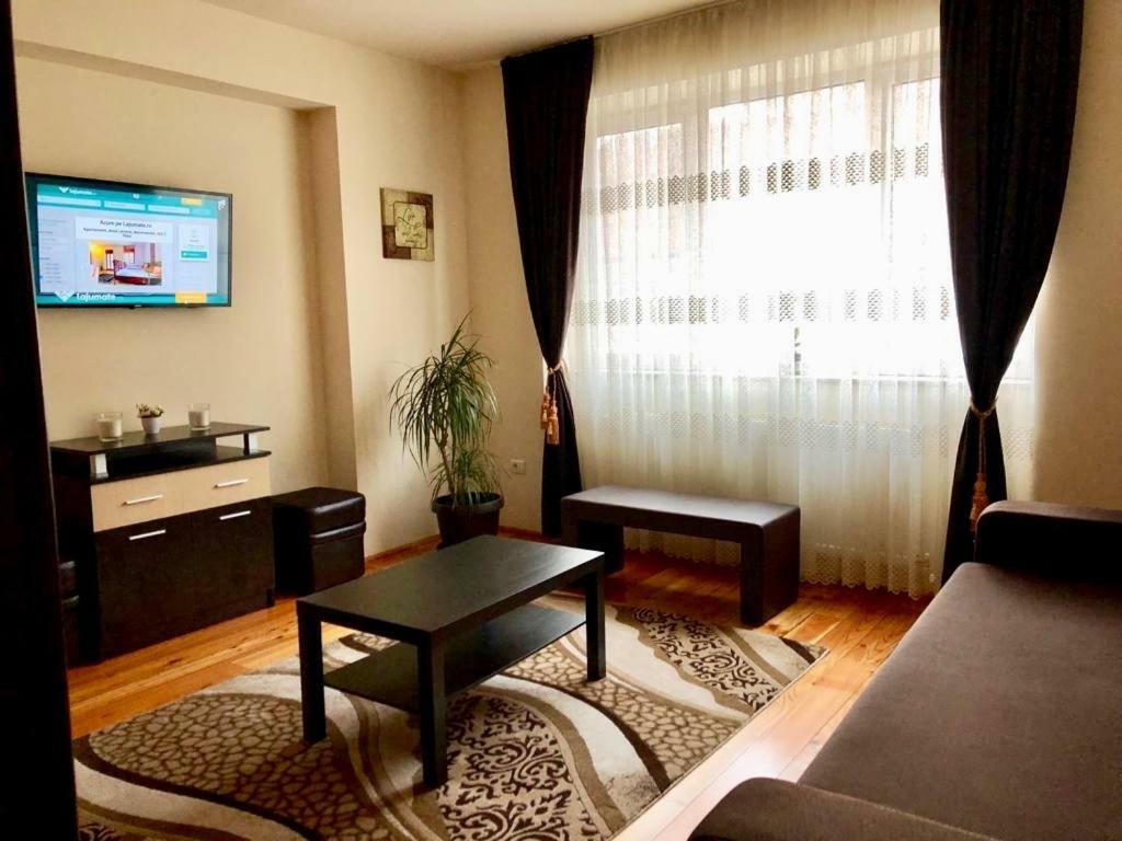 Casa Di Luca Apartment Брашов Екстериор снимка